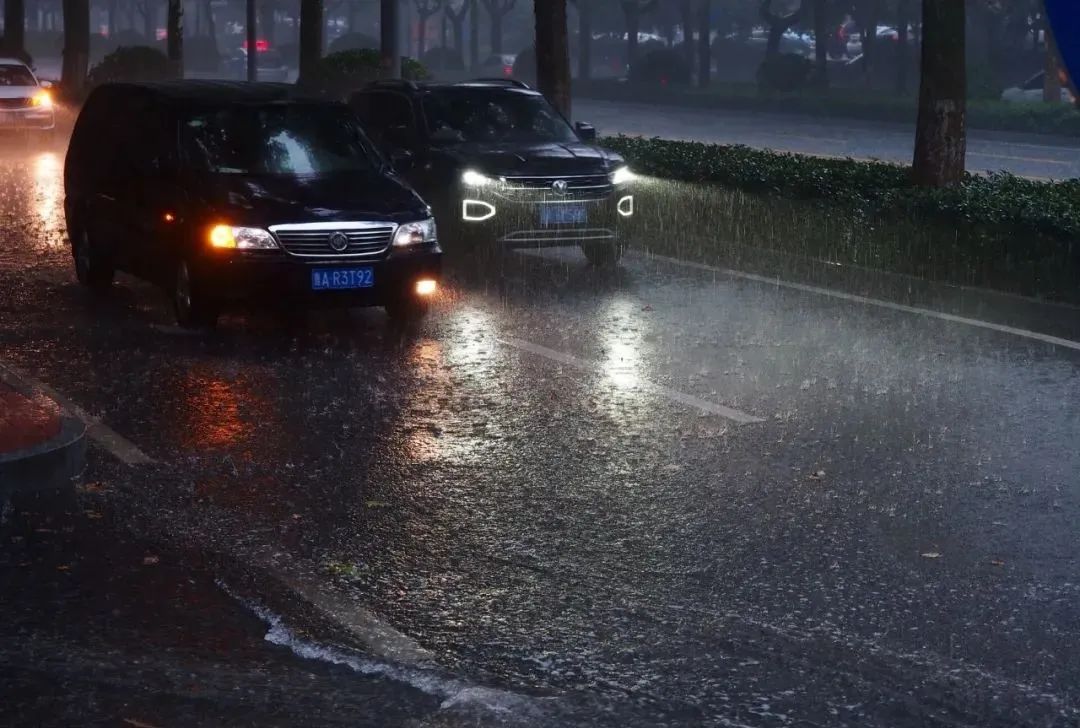 又要下雨山东今明天雨水霸屏提醒您注意行车安全