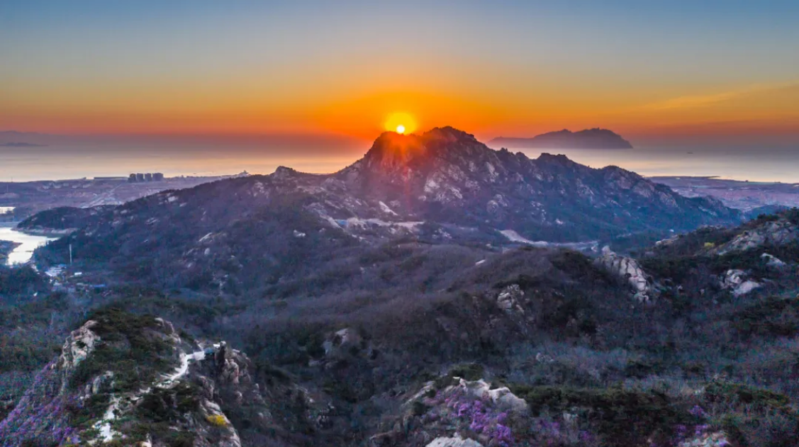 难度,挑战一下巨峰八卦门大环线,沿途奇峰秀景阅不尽,海上日出更是壮