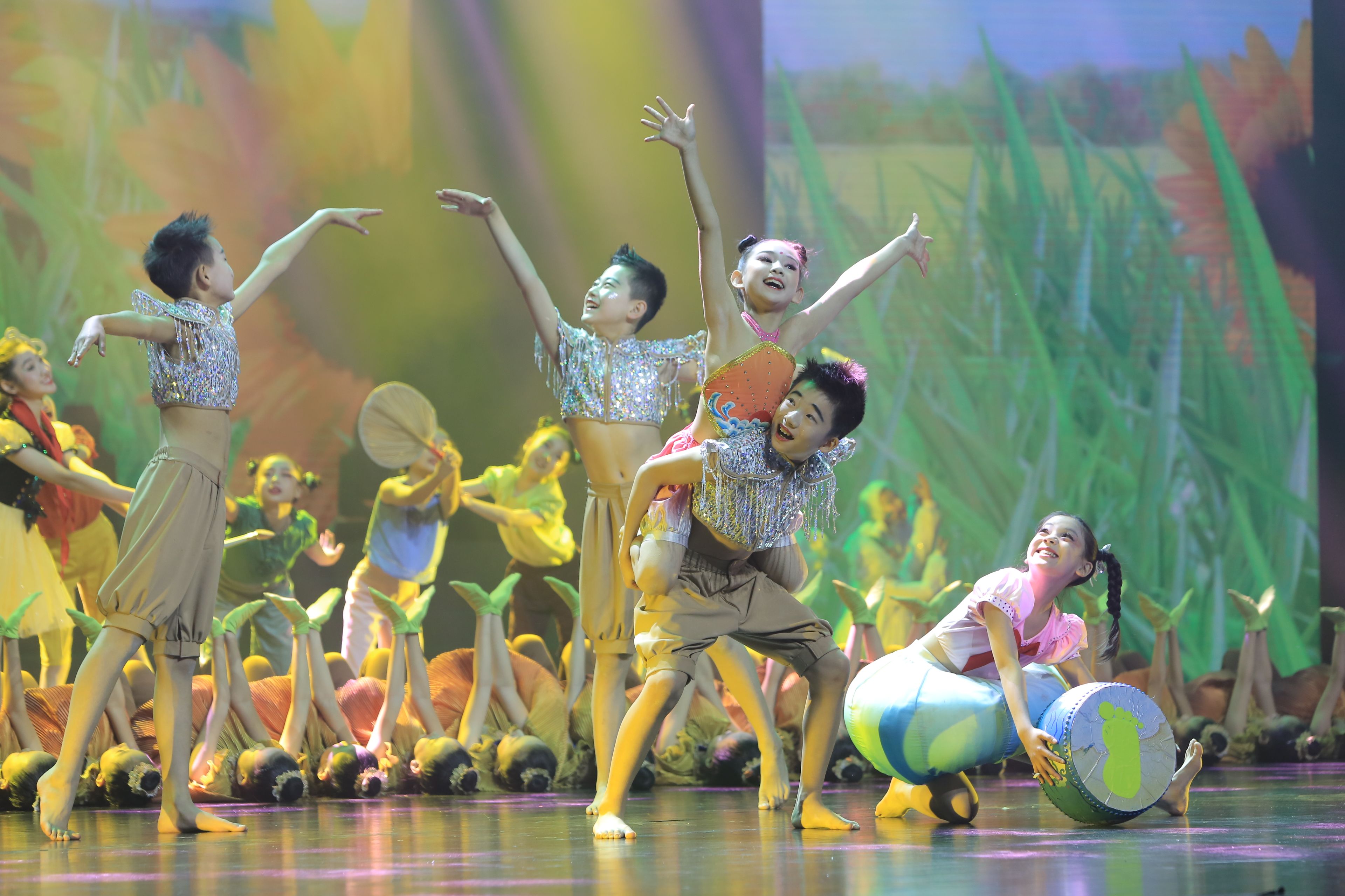 "我们的十个一"2020年青岛市中小学生艺术教育成果汇报演出顺利录制