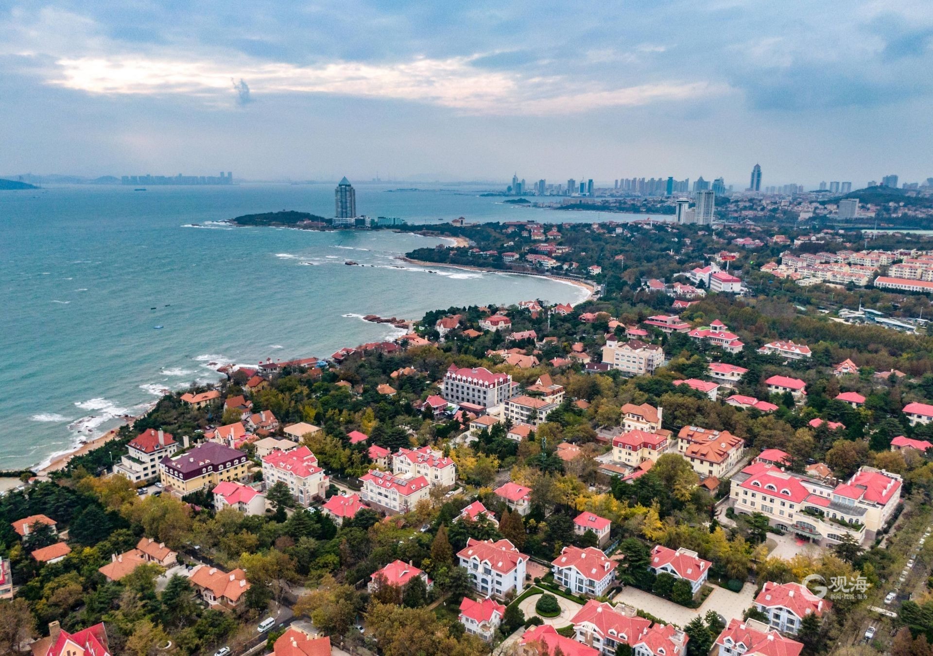 壁纸上新青岛山海岛湾城交相辉映秋景醉人