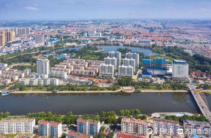 青岛莱西市,烟台莱阳市位于胶东经济圈中心区域,地理空间相接,产业