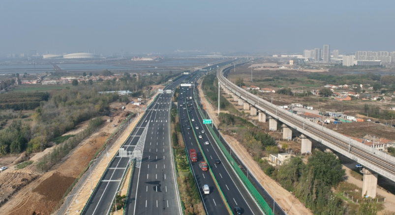 胶东机场"卡脖子"高速打通