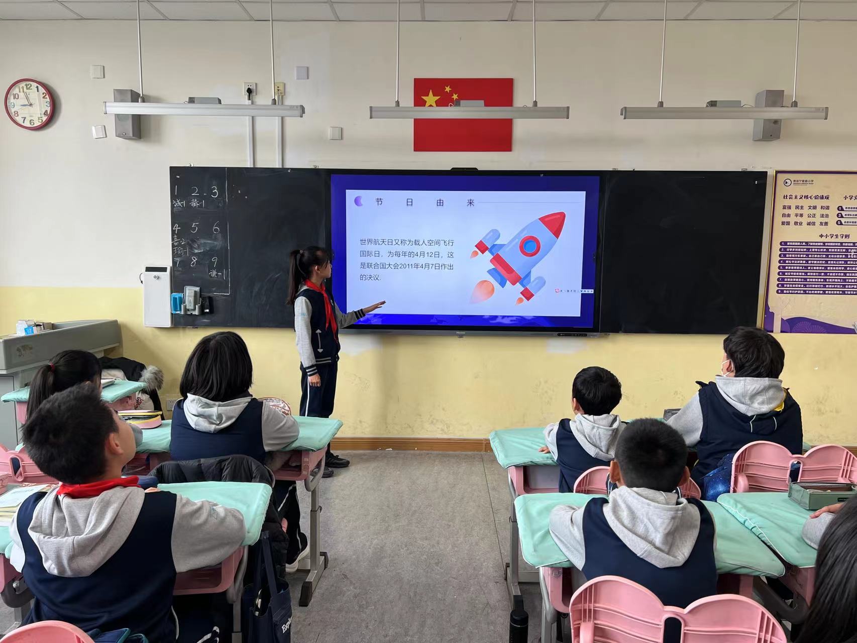 青岛宁夏路小学:探索世界航天日  童心同梦筑未来