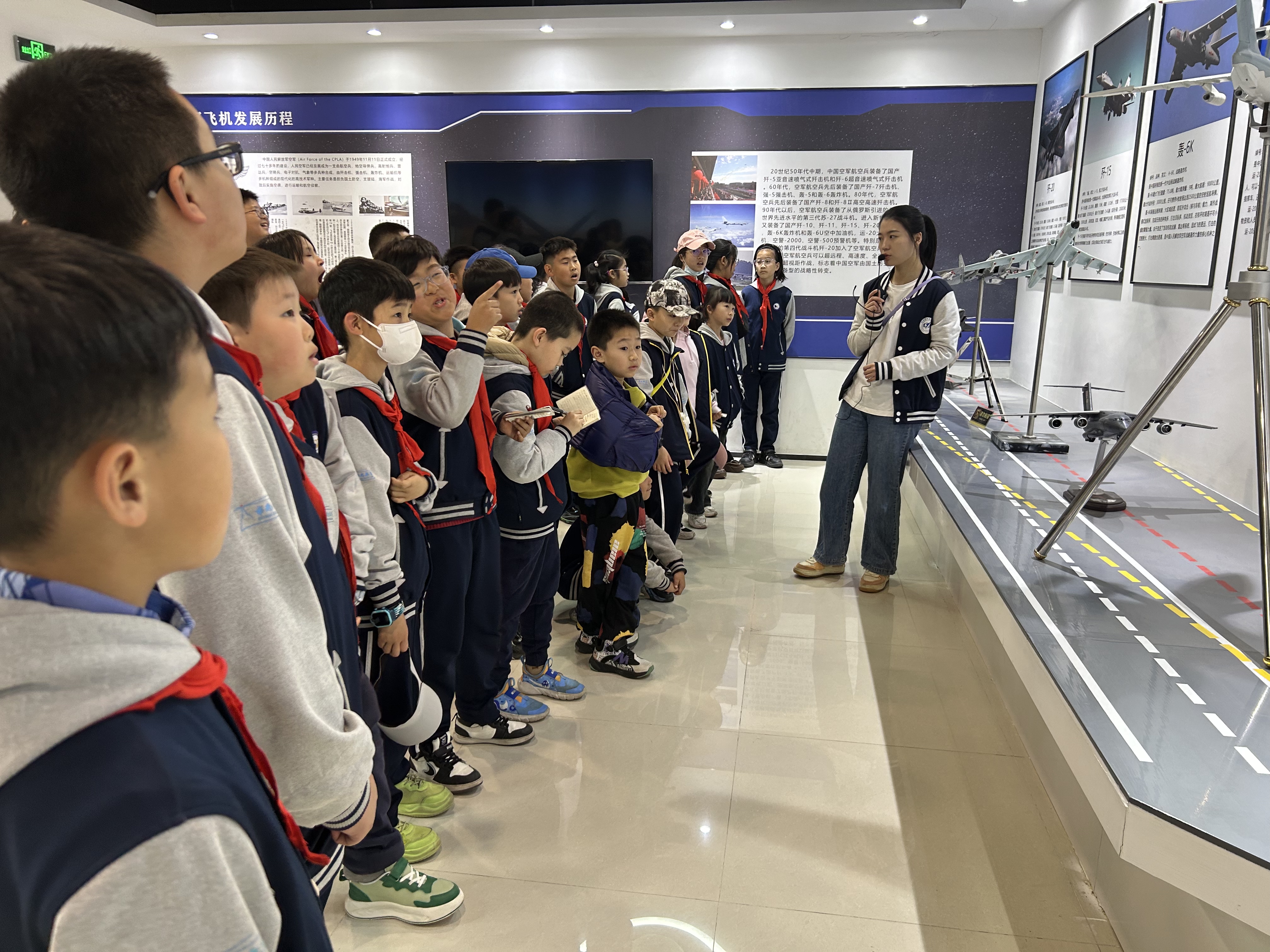 青岛宁夏路小学:探索世界航天日  童心同梦筑未来